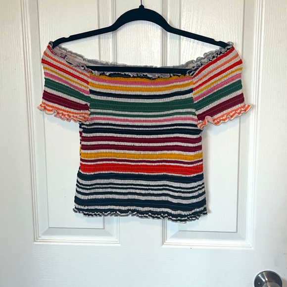 Off the Shoulder Top - Picture 3 of 3